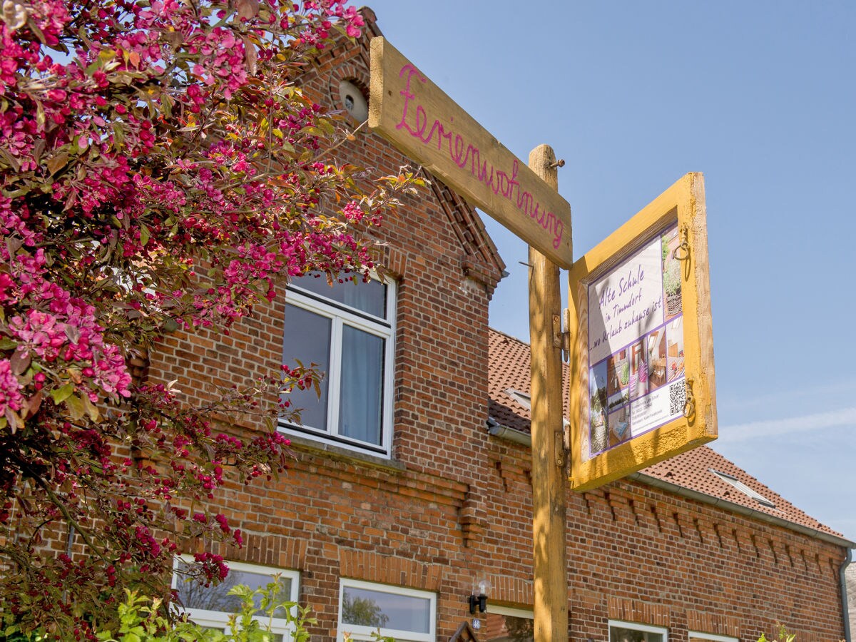 Holiday apartment Alte Schule (Old School), Timmdorf