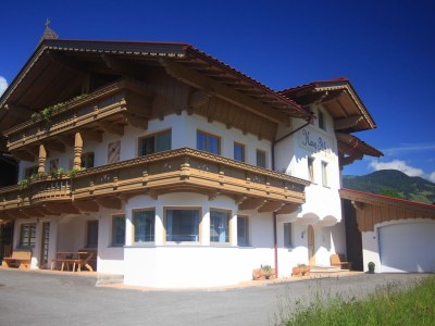 Holiday apartment Apartment Alpin Top 2 in Uderns - Holiday apartment
