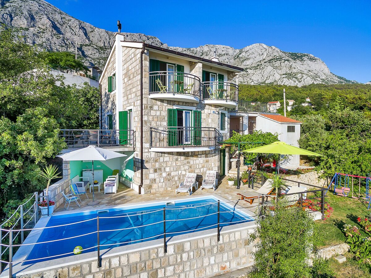 Holiday house Ivana in Tucepi with Pool - Outdoor photo 5