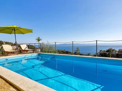 Holiday house Ivana in Tucepi with Pool in Tucepi - Holiday house