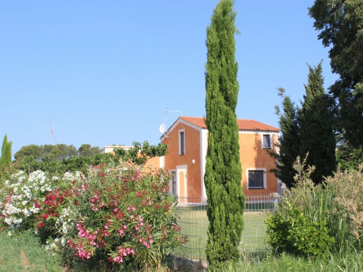 Holiday house Maison abricot - Outdoor photo 2