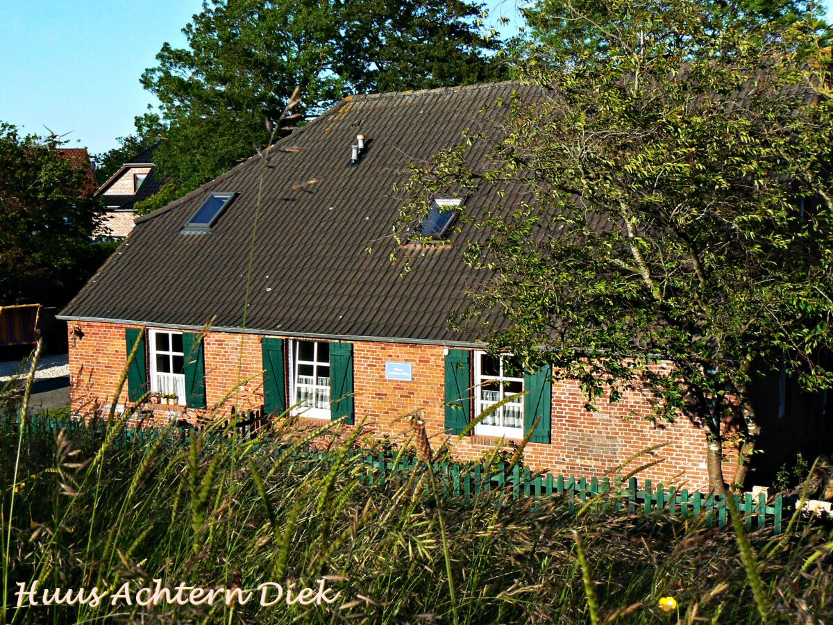 Holiday house Huus Achtern Diek