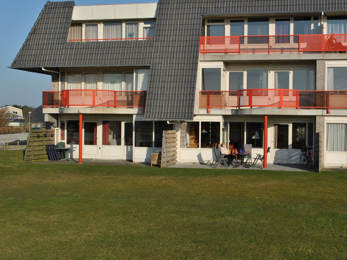 Holiday apartment Amelander Paradijs 19 - Outdoor photo 3