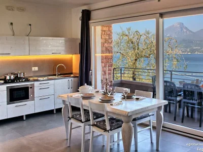 Holiday apartment Lake Garda Farmhouse in Castelletto di Brenzone - Holiday apartment