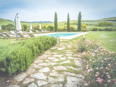 Holiday house Country house with pool for up to 17 people - Outdoor photo 10