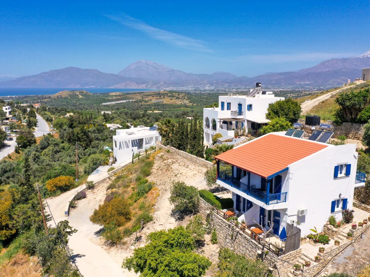 Apartment Plaka
