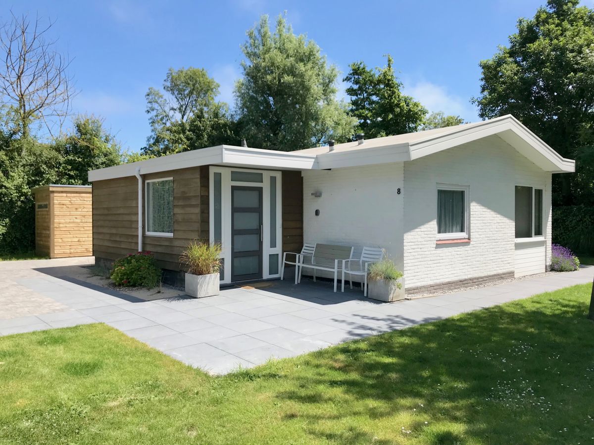 Holiday house Zeeland-Beachhouse