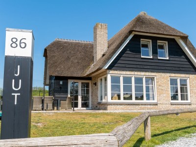 Holiday house Jut in Buren Ameland - Holiday house
