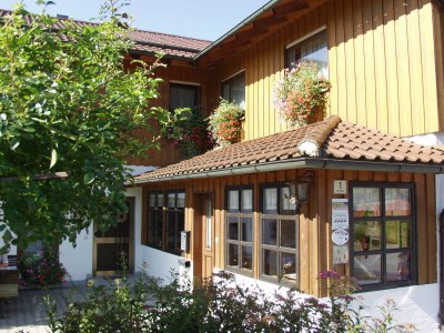 Holiday apartment Guest-house and apartment Weber - Outdoor photo 5