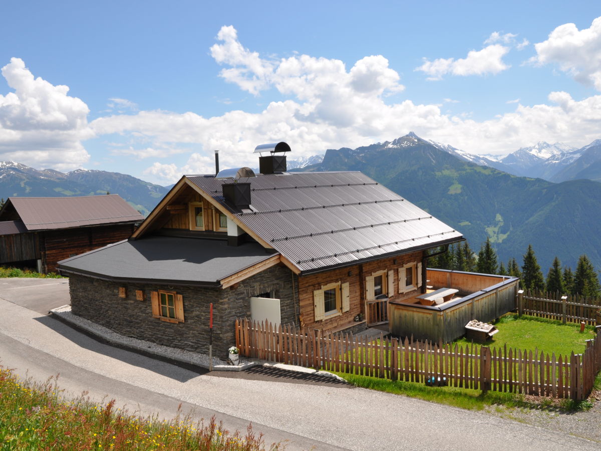 Alpine hut Ahornblick