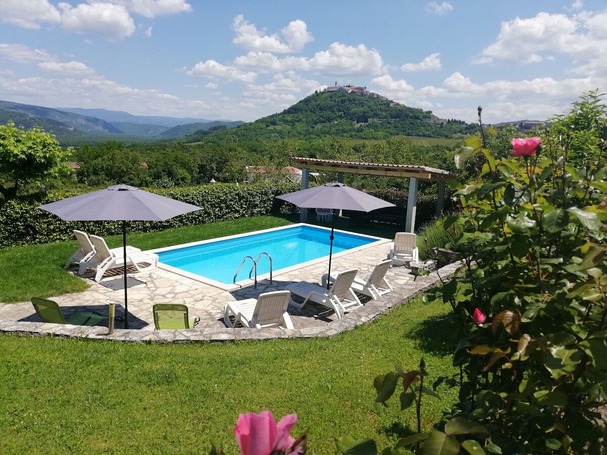 Holiday house Valentino