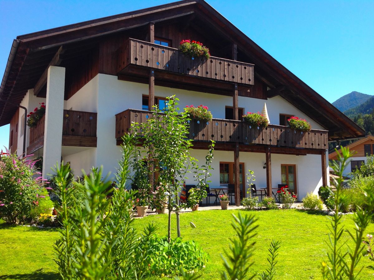 Holiday apartment Liane