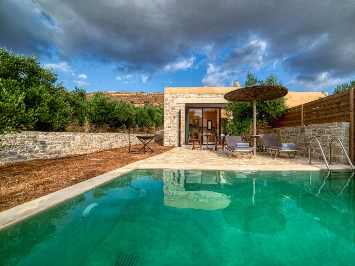 Villa Olive luxury suite
