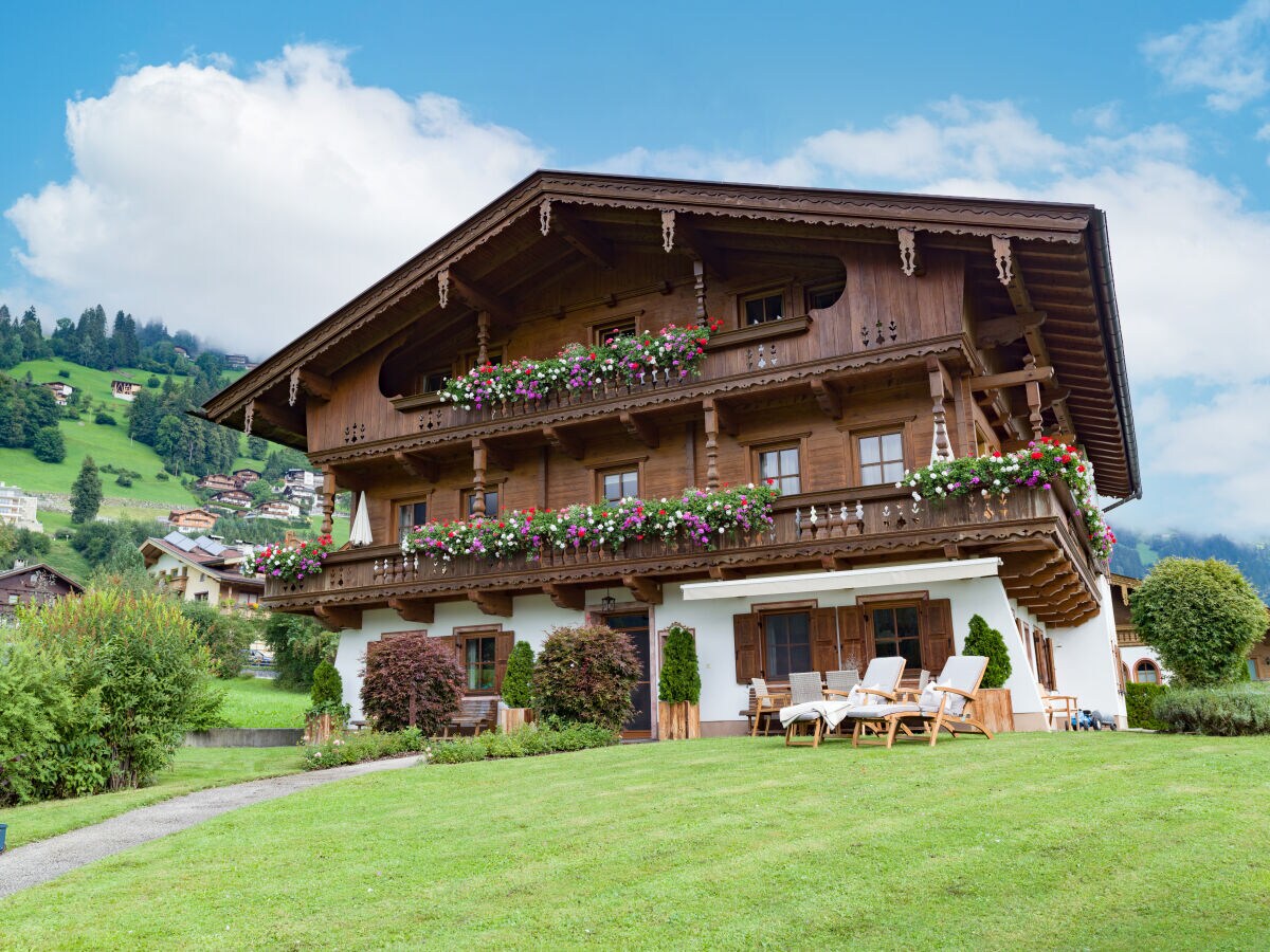 Holiday apartment Sonnblick im Huaterhof