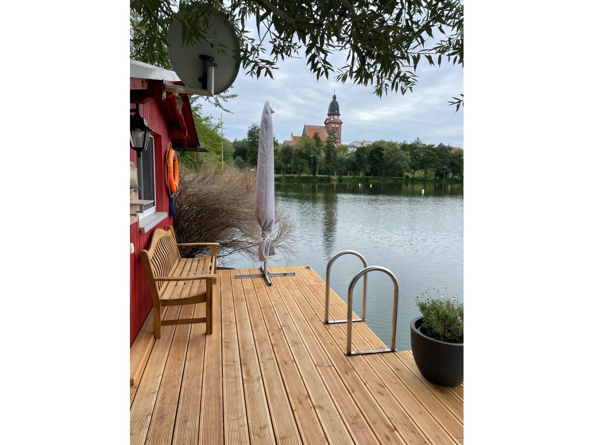 Holiday house by the lake