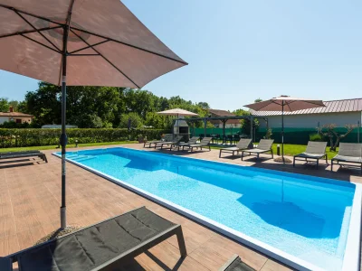 Villa Natura Funtana in Funtana - Villa