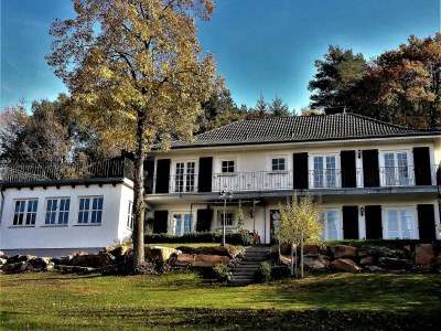 Holiday house "Zum Alten Forsthaus" - Outdoor photo 7