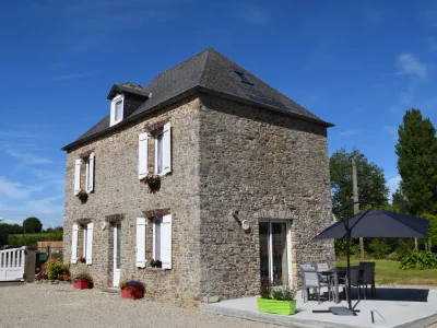 Holiday house La p'tite maison de la bergère in Saint-Germain-sur-Ay - Holiday house