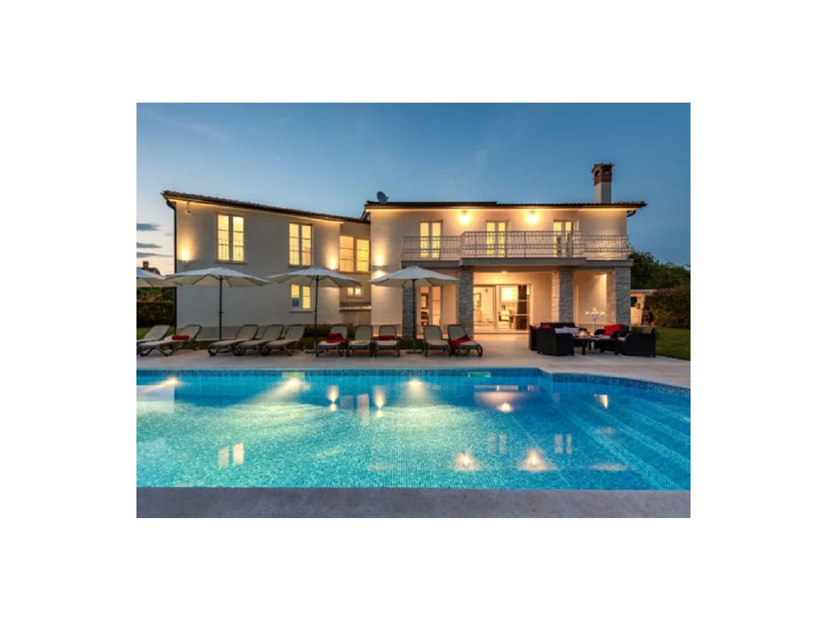 Villa White Star