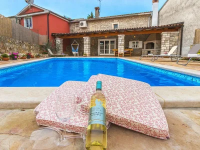 Holiday house Casa Julija in Zminj - Holiday house