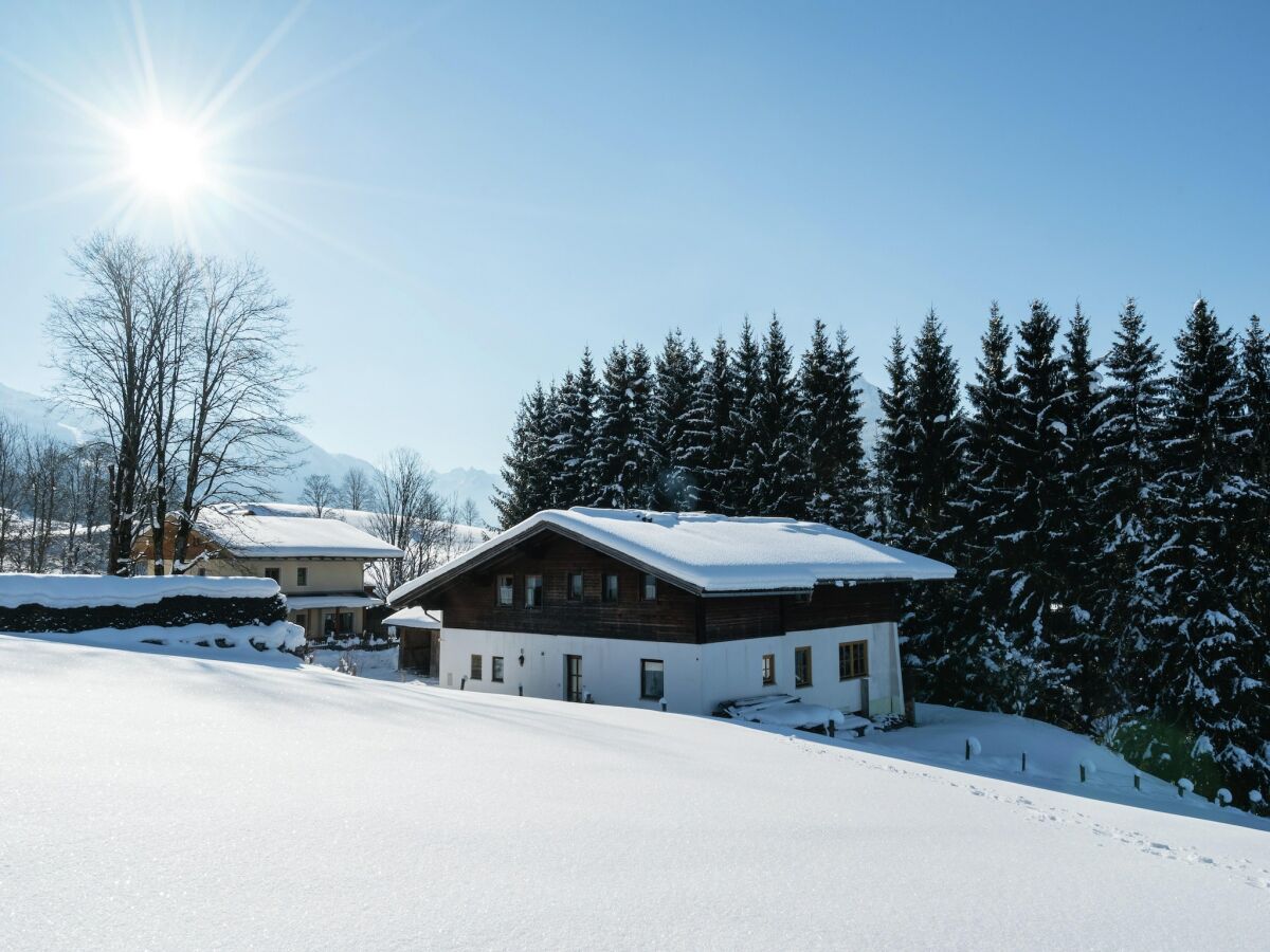 Apartment Apartment in Flachau near Ski Slopes - Outdoor photo 2