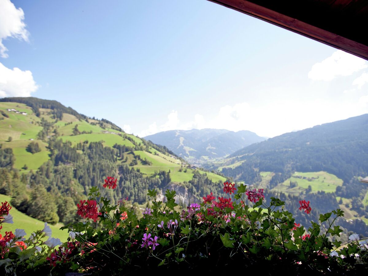 Apartment Chalet in Sankt Johann near Ski Lift - Outdoor photo 2