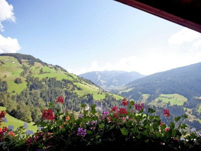 Apartment Chalet in Sankt Johann near Ski Lift - Outdoor photo 2