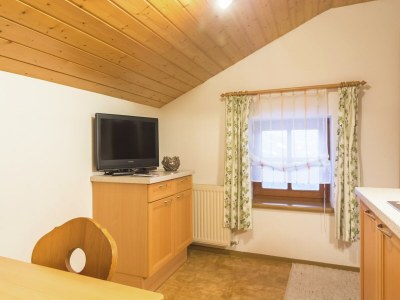 Apartment Apartment in Wagrain with Stunning Mountain Views - Features photo 17