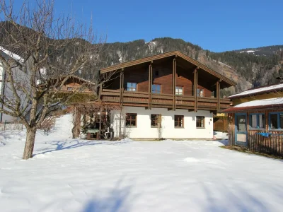 Cottage Chalet in Goldegg near Ski Slopes in Salzburger Sonnenterrasse - Cottage