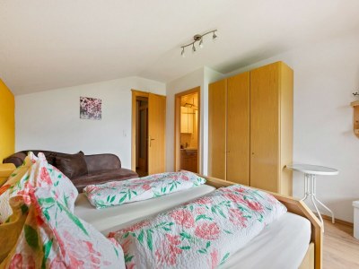 Apartment Apartment in Hollersbach near Ski Lift - Features photo 22