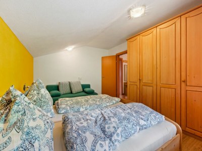Apartment Apartment in Hollersbach near Ski Lift - Features photo 23