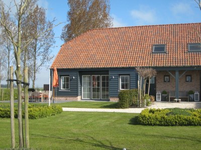 caravan Holiday Home in Zuidzande with Sauna in Zuidzande - caravan