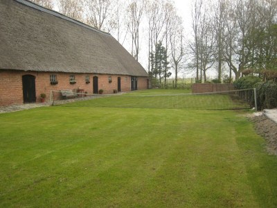 caravan Holiday Home in Zuidzande with Sauna - Outdoor photo 11