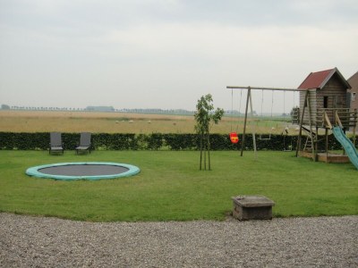 Farmhouse Spacious farmhouse in IJzendijke with garden - Outdoor photo 2