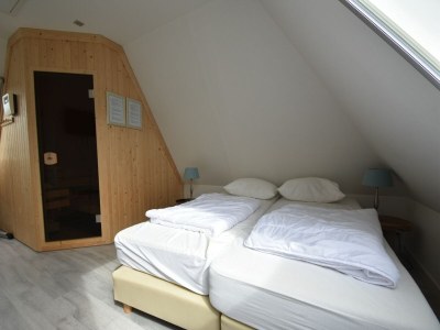 Holiday house Wellness am Wasser in Earnewoude - Features photo 30