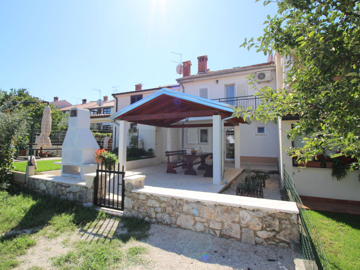 Holiday house Anamaria - Outdoor photo 5