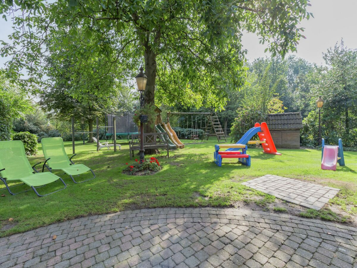 Holiday house Gemütliches Ferienhaus mit Garten - Outdoor photo 4