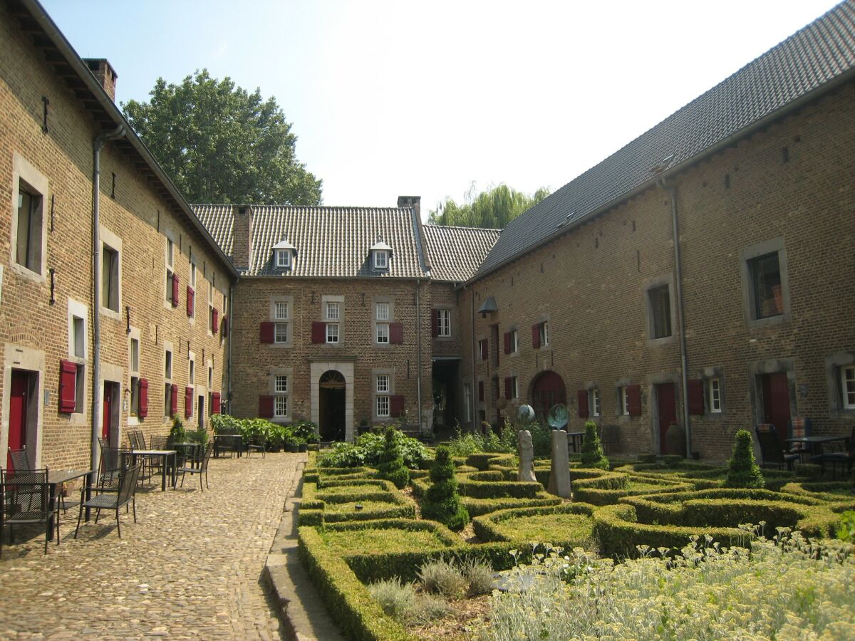 Apartment Gruppenretreat in Mesch - Outdoor photo 2