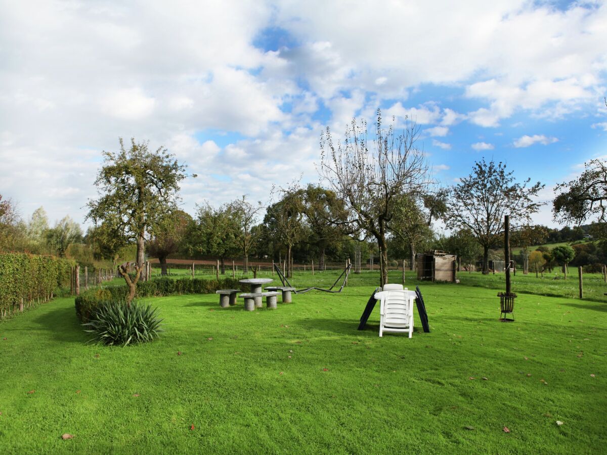 Holiday house Ferienhaus in Epen mit Garten & Grill - Outdoor photo 2