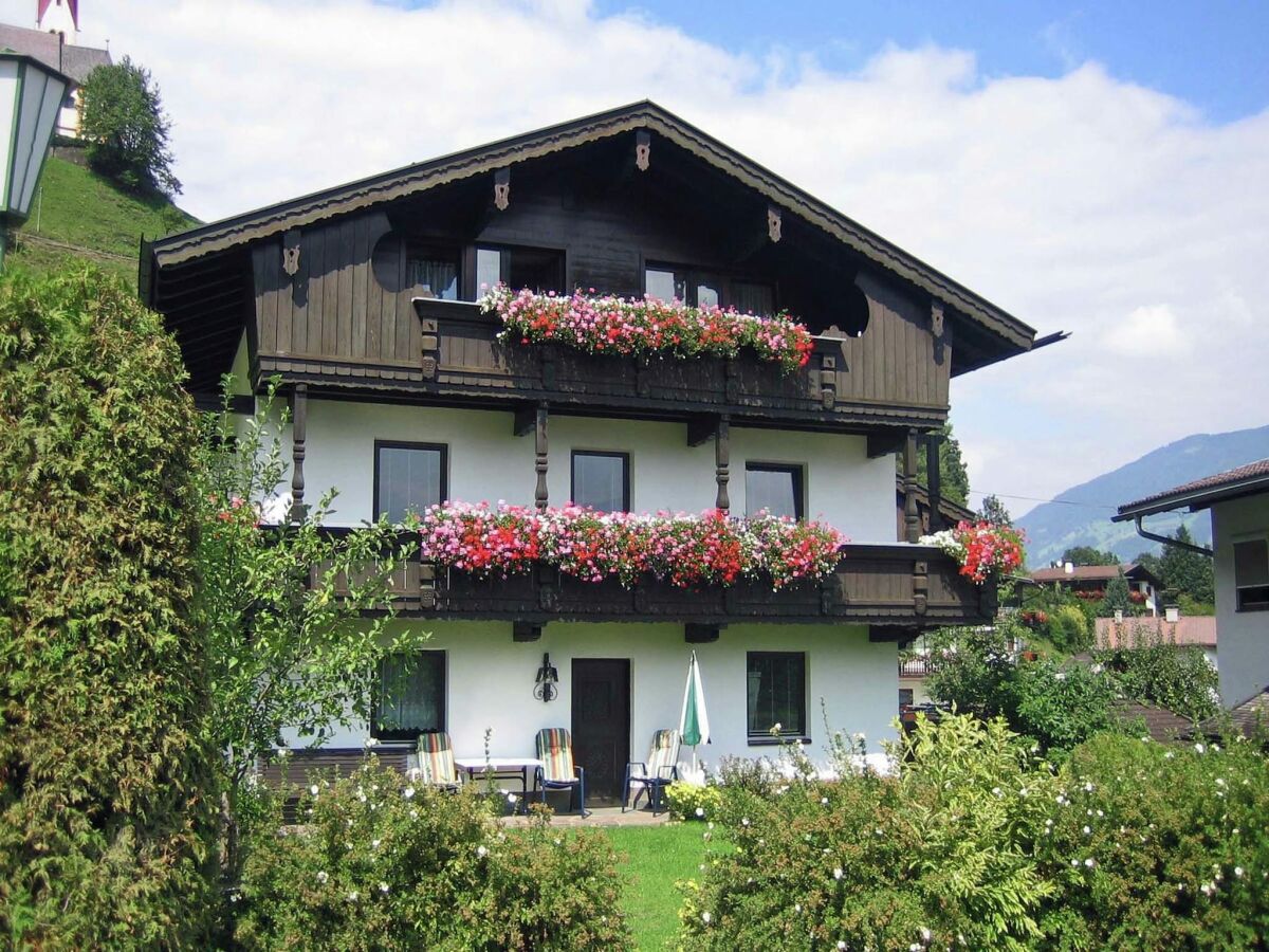 Apartment Apartment in Fügen near Ski Slopes