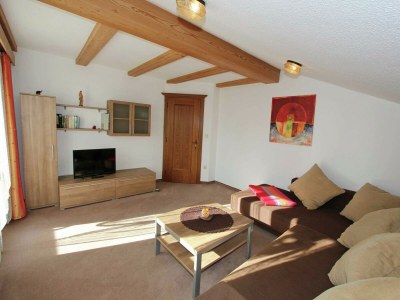 Apartment Apartment in Fügen near Ski Slopes - Features photo 10