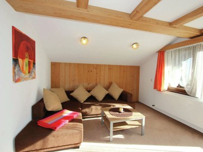 Apartment Apartment in Fügen near Ski Slopes - Features photo 14