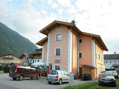 Apartment Moderne Wohnung in Uderns nahe Skilift in Erste Ferienregion - Apartment