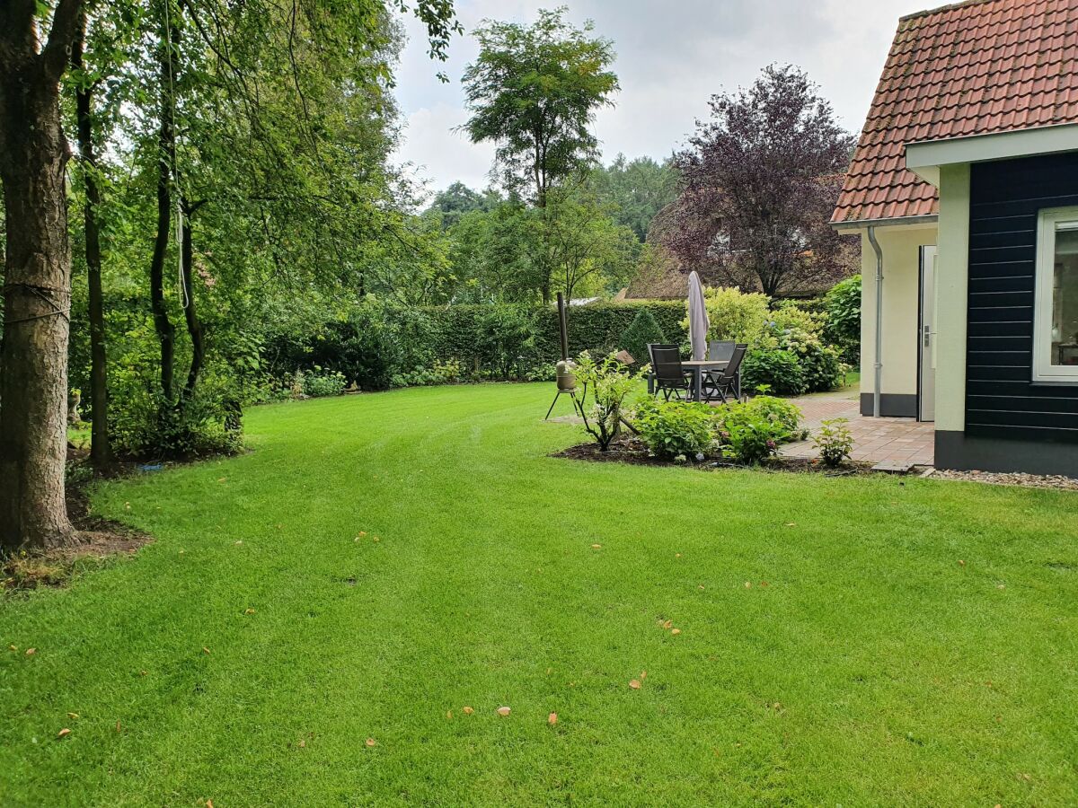 Holiday house Holiday Home in Heeten near Forest Trails - Outdoor photo 3