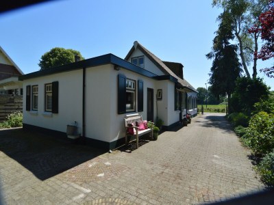 Holiday house Holiday Home in Nijeberkoop near Nature - Outdoor photo 3