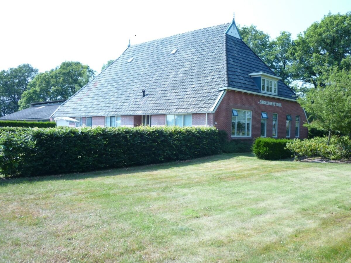 Farmhouse Farmhouse in Fochteloo near National Park - Outdoor photo 4