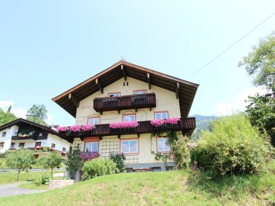 Apartment Chalet in Hopfgarten am Skilift - Outdoor photo 7
