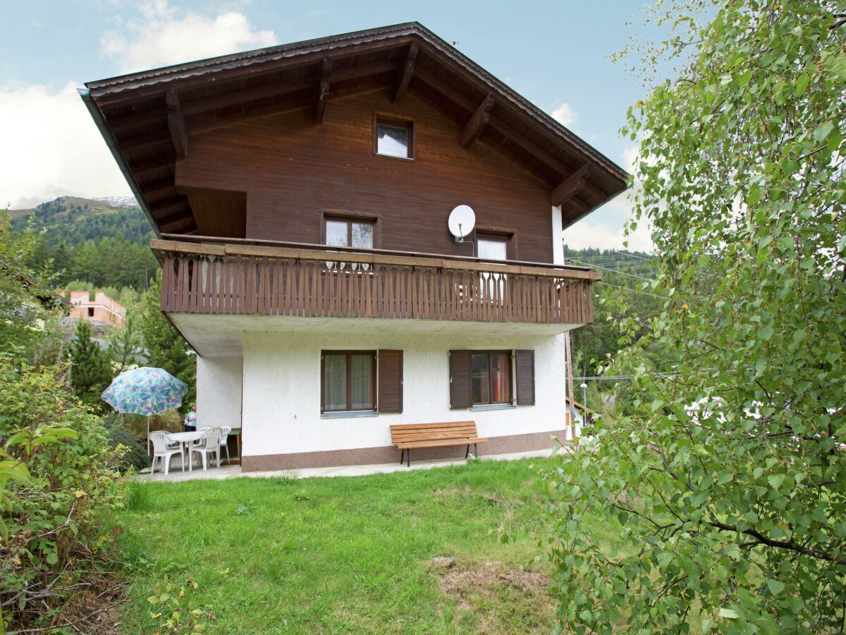 Holiday house Villa in Piller nahe Skibus & See