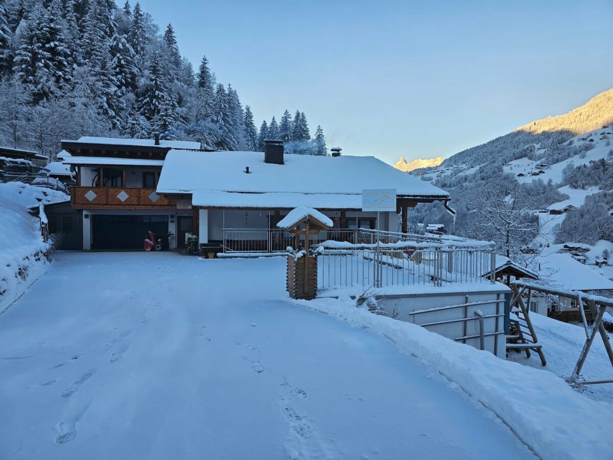 Apartment Wohnung in Silbertal nahe Skilift - Outdoor photo 3