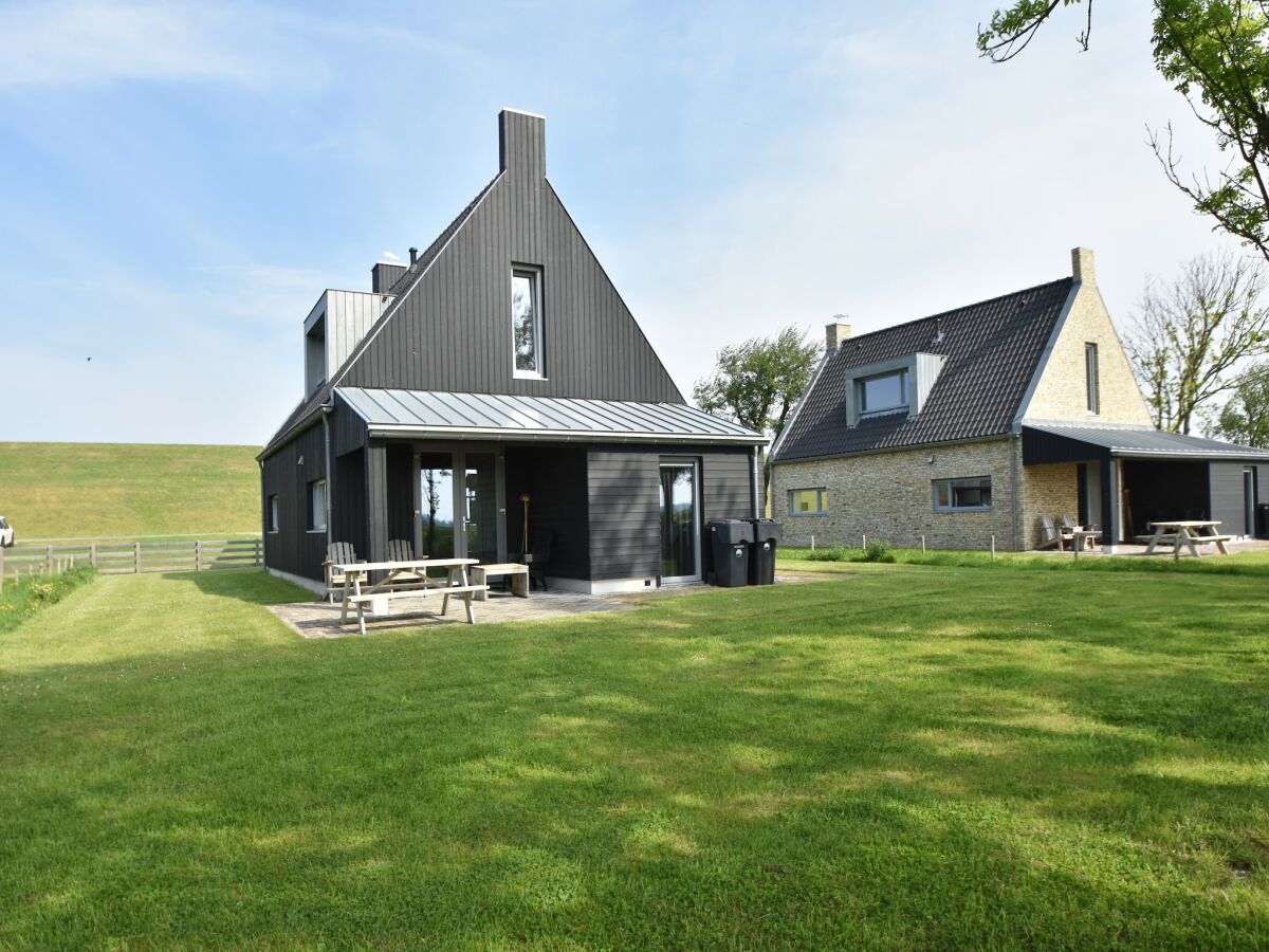 Villa Detached villa on the Zeedijk with view - Outdoor photo 4